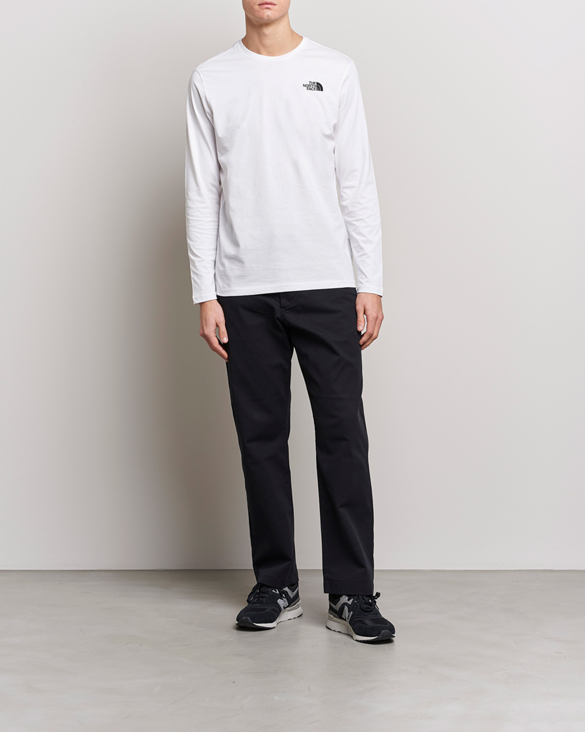 Homme | T-shirts | The North Face | Long Sleeve Easy T-Shirt White