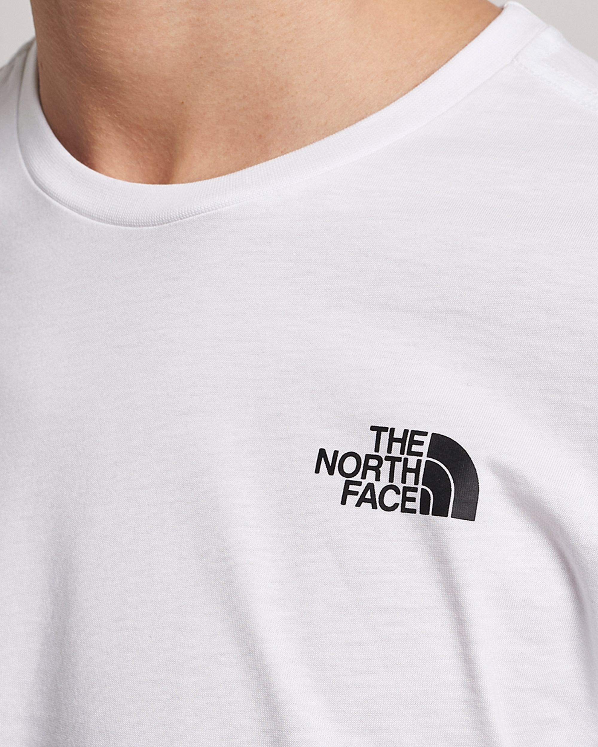 Homme | T-shirts | The North Face | Long Sleeve Easy T-Shirt White