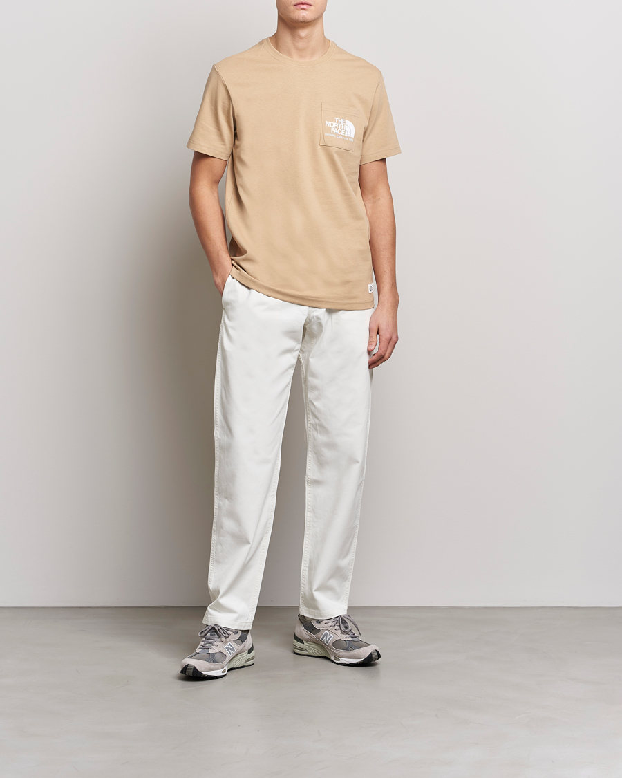 Homme | T-shirts | The North Face | Heritage Berkley T-Shirt Khaki Stone