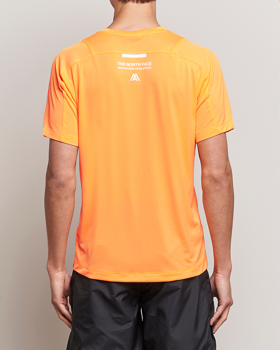 Homme | T-shirts | The North Face | Mountain Athletics T-Shirt Vitamin C