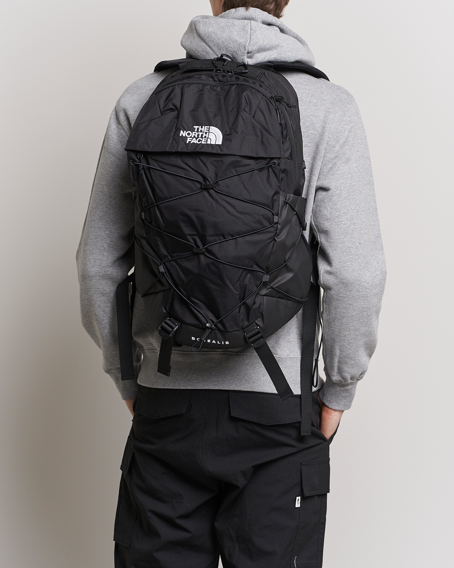Homme | The North Face Borealis Classic Backpack Black 28L | The North Face | Borealis Classic Backpack Black 28L