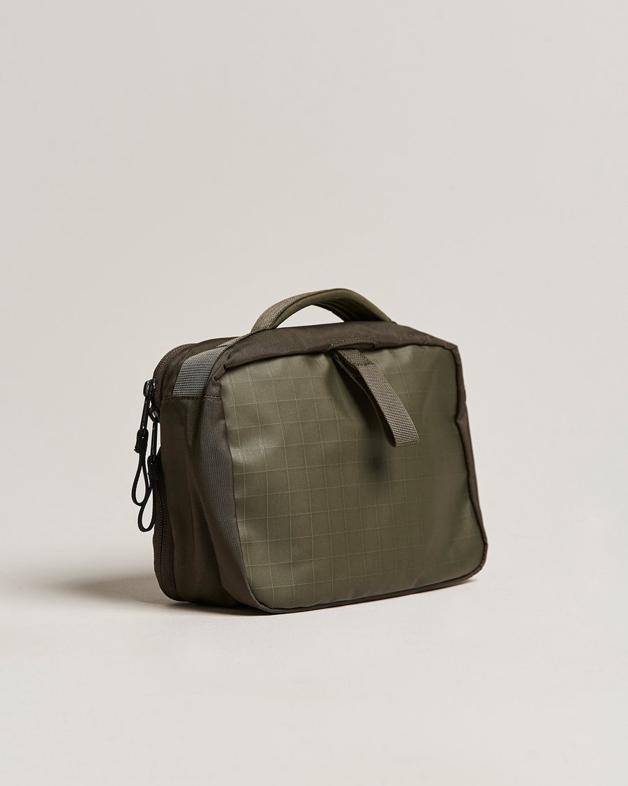 Homme | The North Face Voyager Wash Bag New Taupe Green | The North Face | Voyager Wash Bag New Taupe Green
