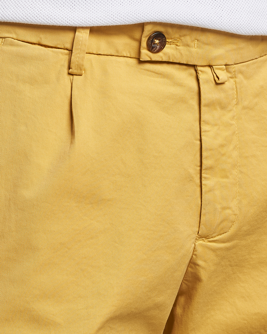 Homme | Shorts | Briglia 1949 | Pleated Cotton Shorts Yellow