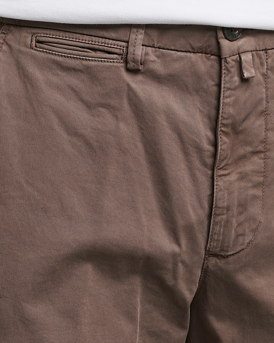 Homme | Pantalons | Briglia 1949 | Tapered Fit Cotton Twill Stretch Chinos Brown