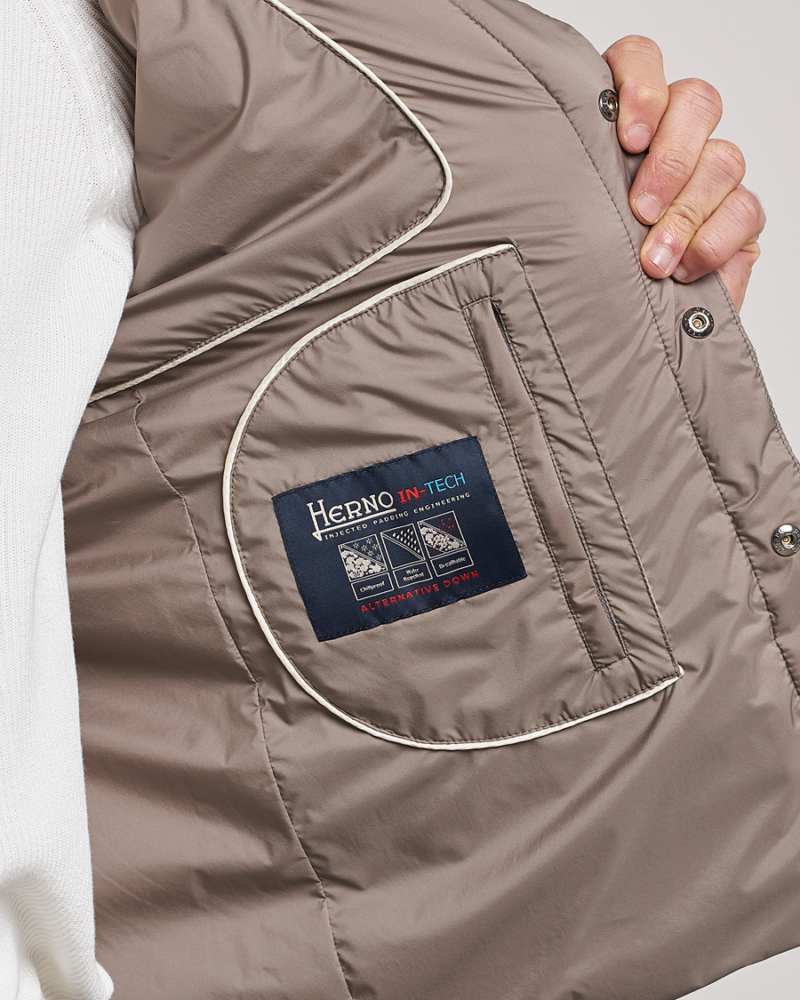 Homme | Manteaux Et Vestes | Herno | Nuage Matt Nylon Vest Taupe