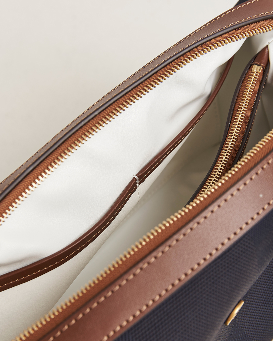 Homme | Mismo M/S Nylon Washbag Pioneer Blue/Cuoio | Mismo | M/S Nylon Washbag Pioneer Blue/Cuoio