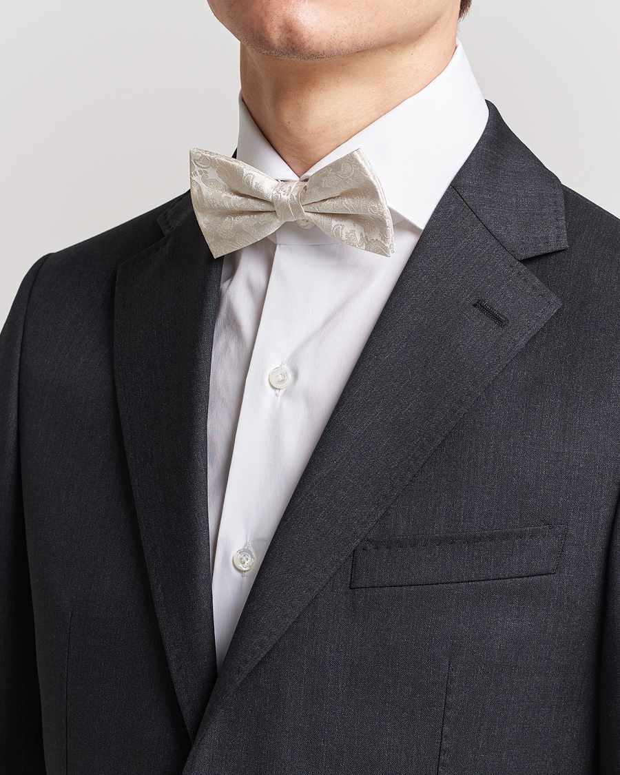 Homme | Amanda Christensen Tonal Paisley Pre Tie Silk Cream | Amanda Christensen | Tonal Paisley Pre Tie Silk Cream