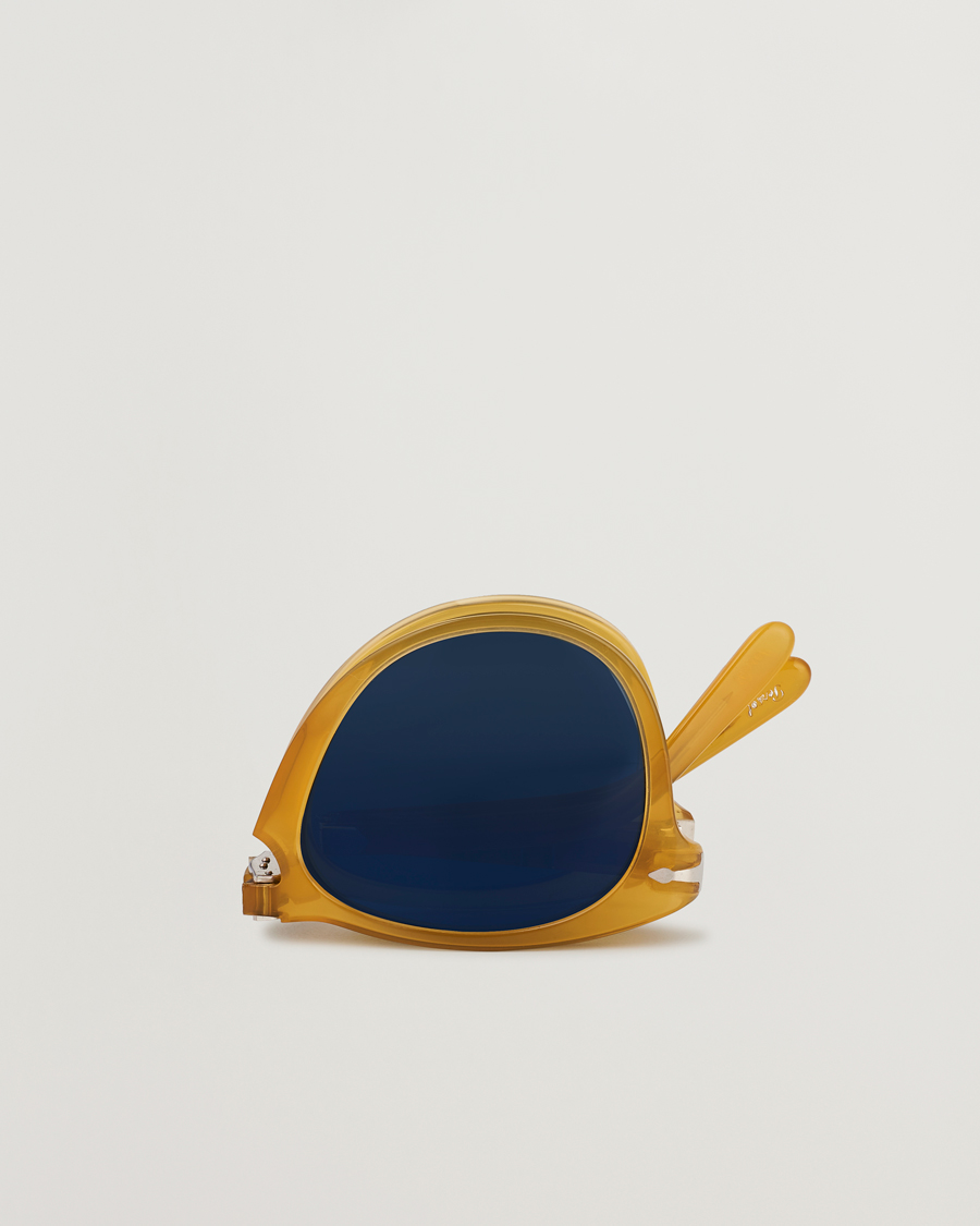 Homme | Persol 0PO0714 Steve McQueen Sunglasses Opal Yellow | Persol | 0PO0714 Steve McQueen Sunglasses Opal Yellow