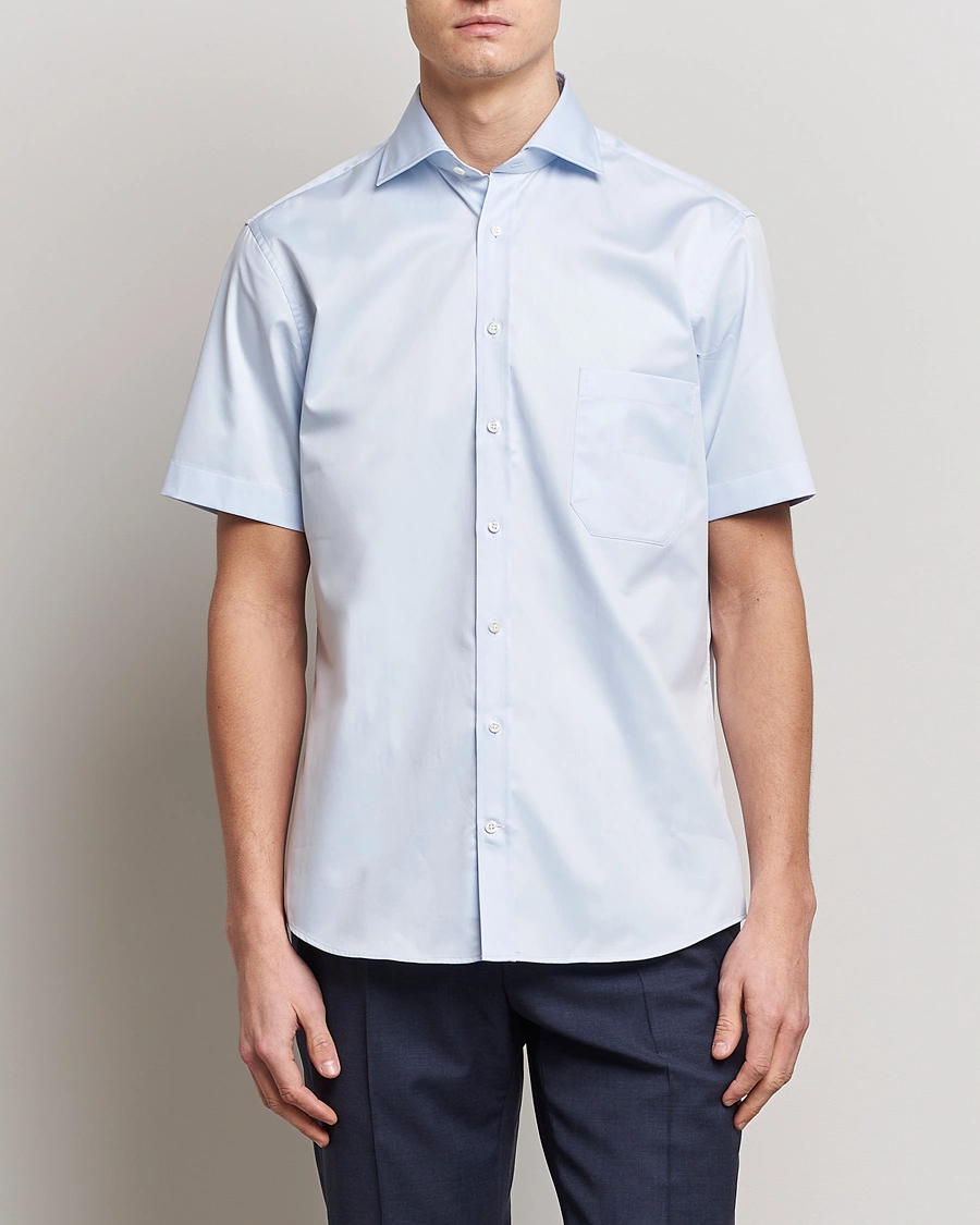 Men | Short Sleeve Shirts | Stenströms | Fitted Body Short Sleeve Twill Shirt Light Blue