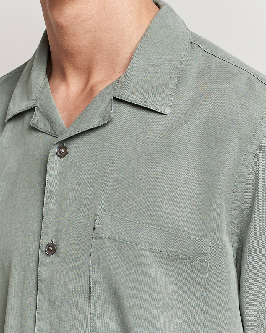 Homme | Chemises | A Day's March | Yamu Short Sleeve Tencel Shirt Dusty Green