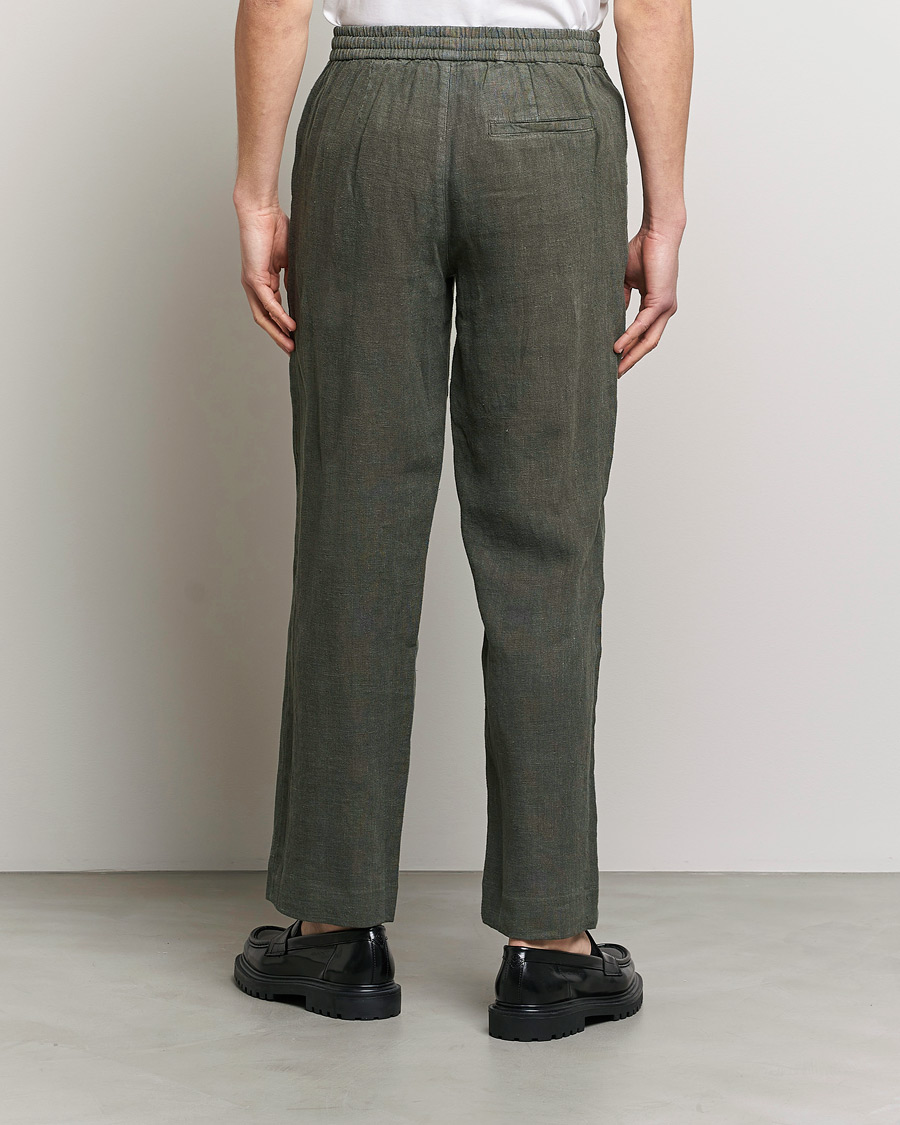 Homme | Pantalons | A Day's March | Tamait Drawstring Linen Trousers Olive