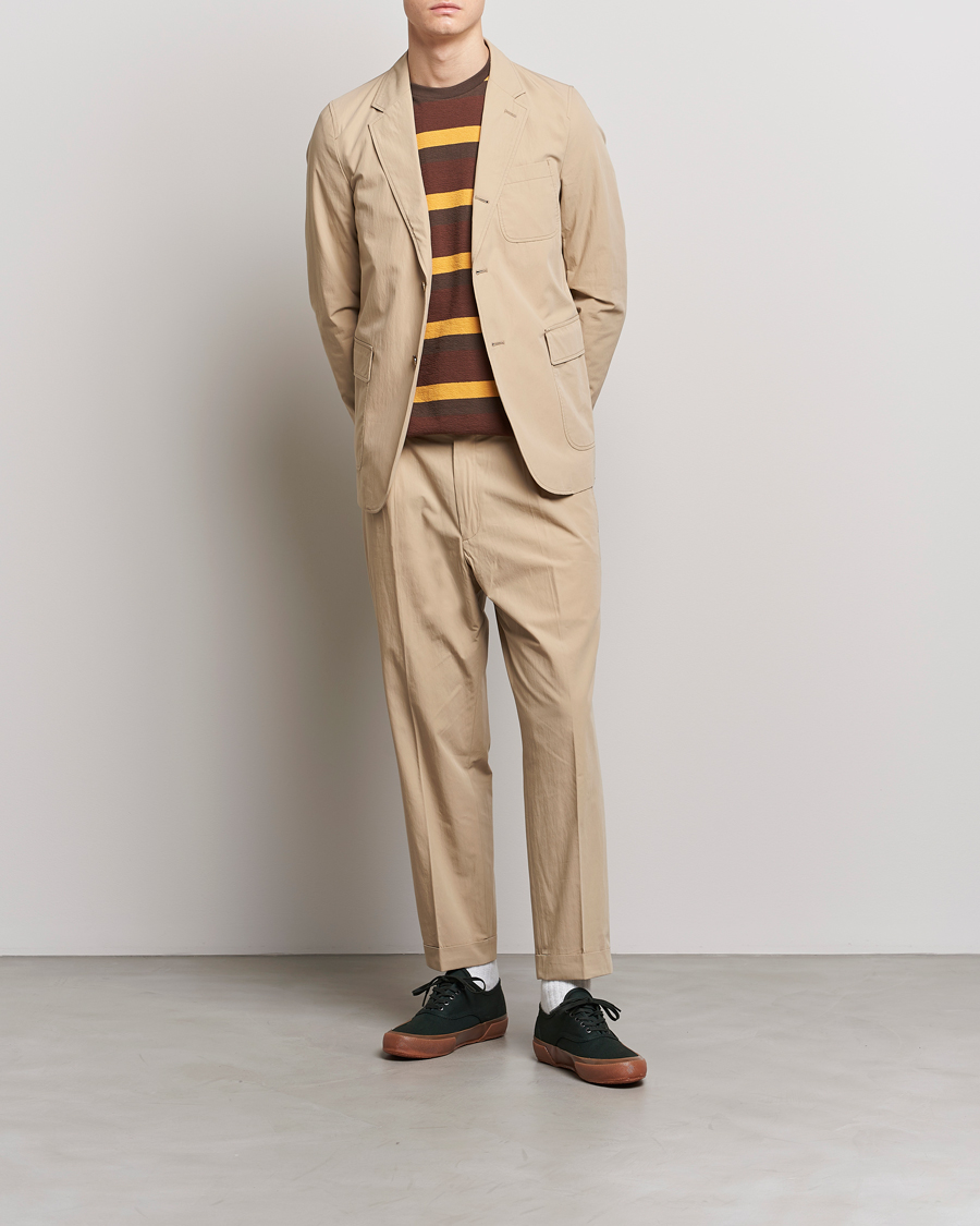 Homme | Pantalons | BEAMS PLUS | Comfort Cloth Travel Trousers Beige