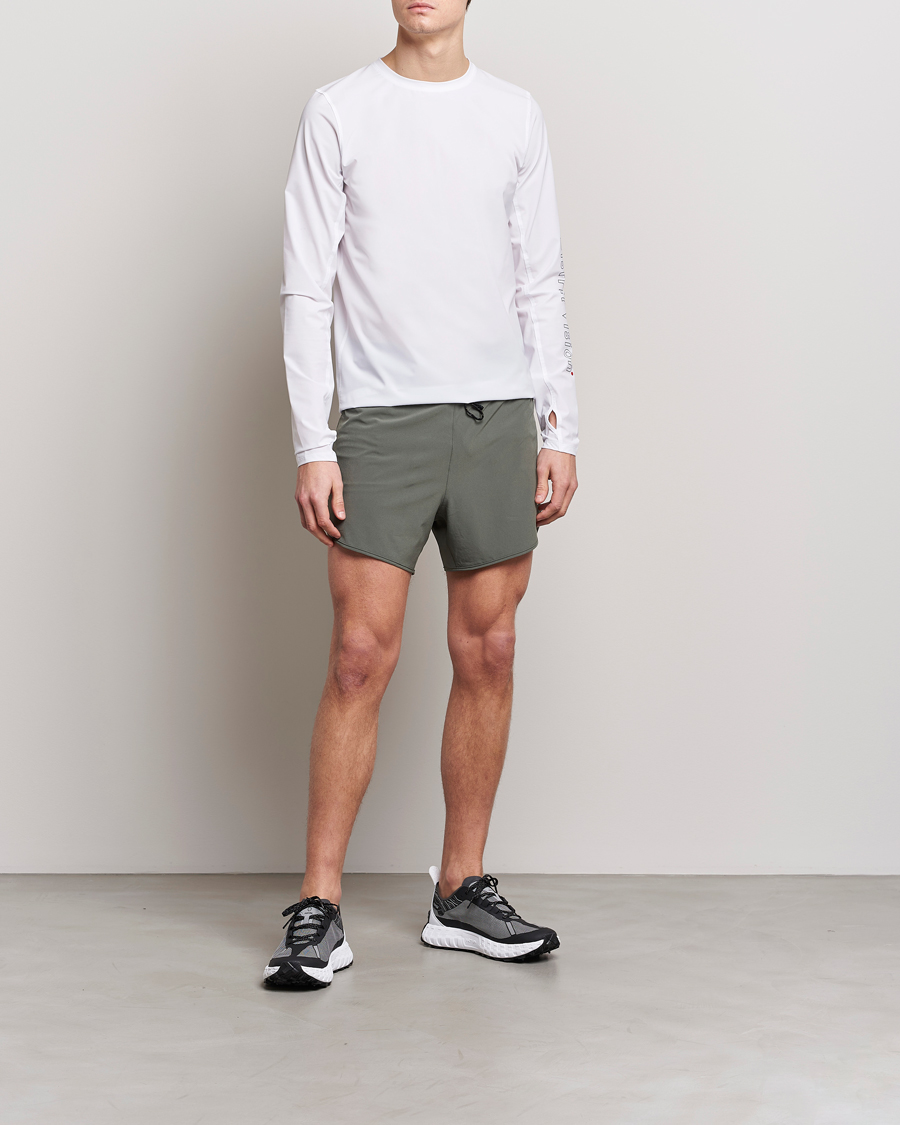 Homme | Shorts | District Vision | Spino Training Shorts Sage