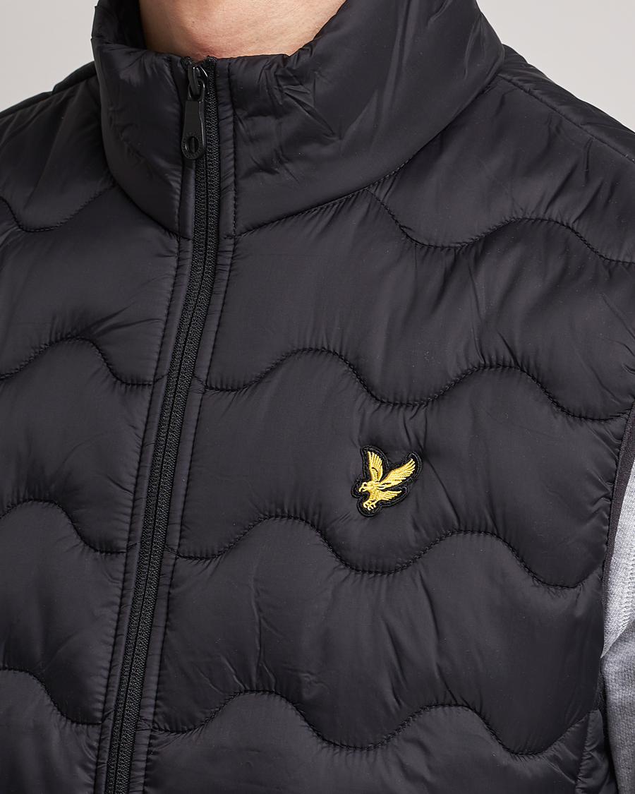Homme | Gilets | Lyle & Scott | Crest Quilted Gilet Vest Black