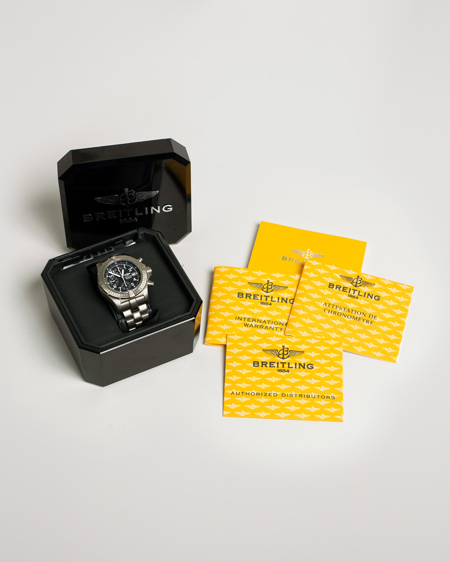 Homme | Pre-Owned & Vintage Watches | Breitling Pre-Owned | AvengerM1 E73360 Titan Blue