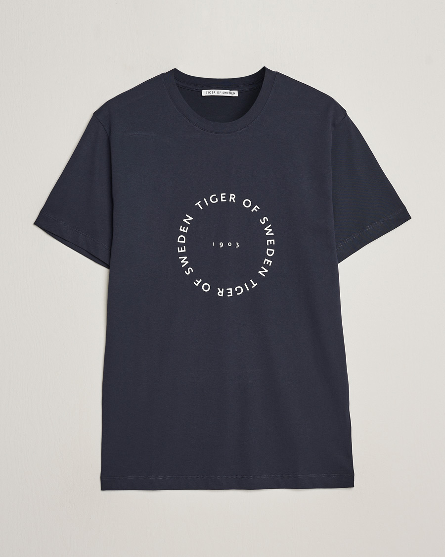 Homme | T-shirts | Tiger of Sweden | Dillan Crew Neck Logo T-Shirt Light Ink