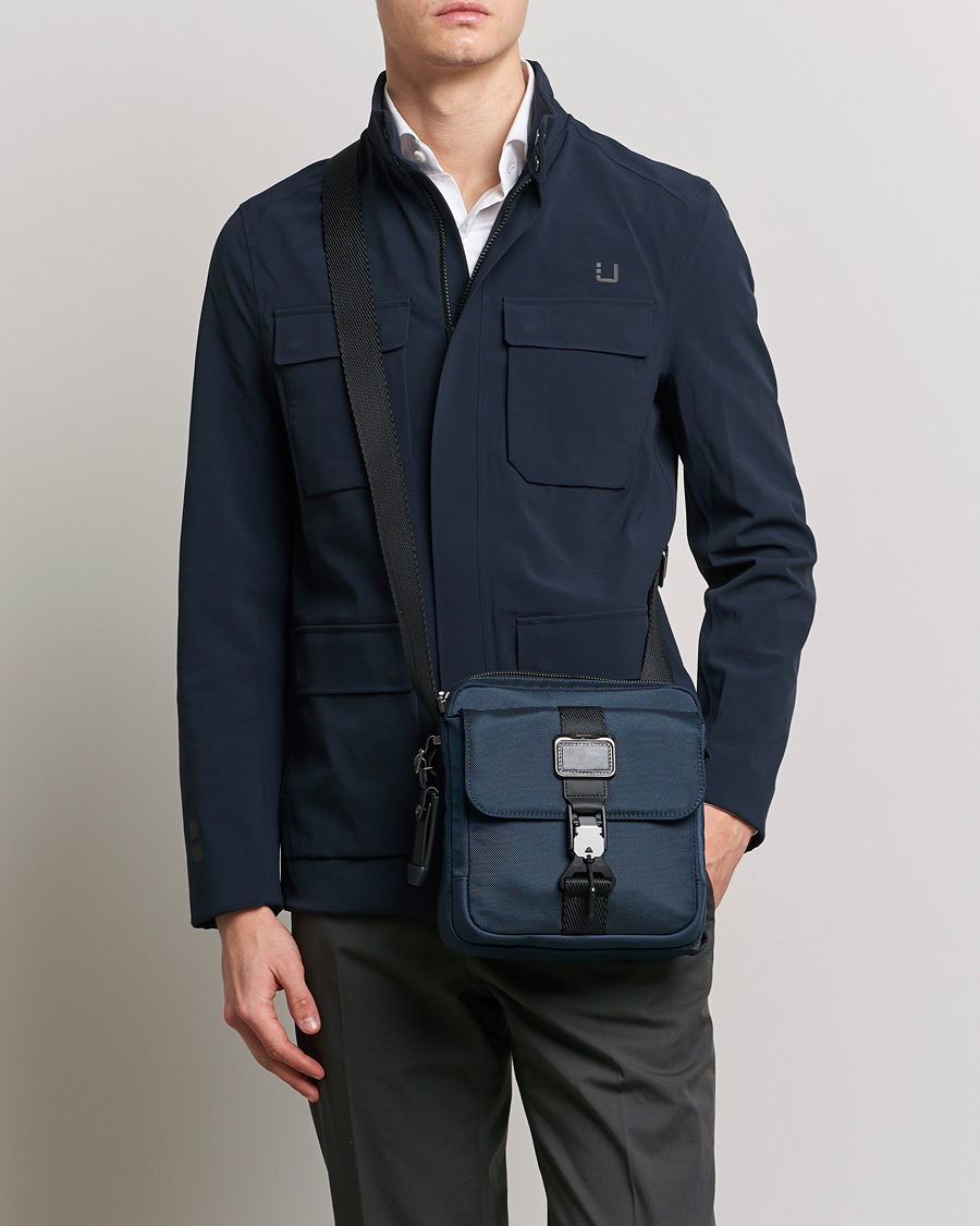 Homme | TUMI Alpha Bravo Junior Crossbody Navy | TUMI | Alpha Bravo Junior Crossbody Navy