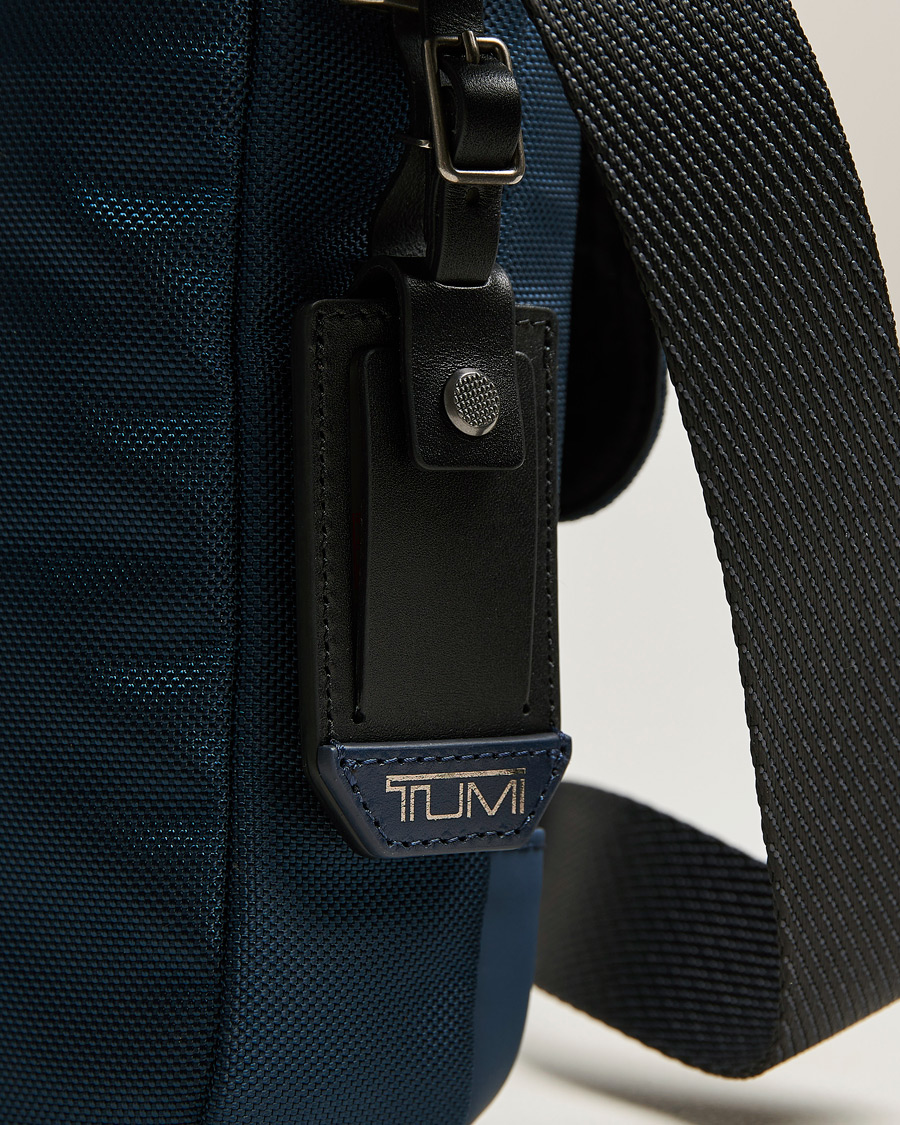 Homme | TUMI Alpha Bravo Junior Crossbody Navy | TUMI | Alpha Bravo Junior Crossbody Navy