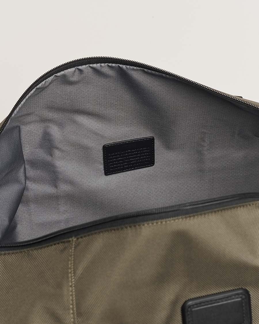 Homme | TUMI Alpha 3 Double Expansion Satchel Olive Night | TUMI | Alpha 3 Double Expansion Satchel Olive Night