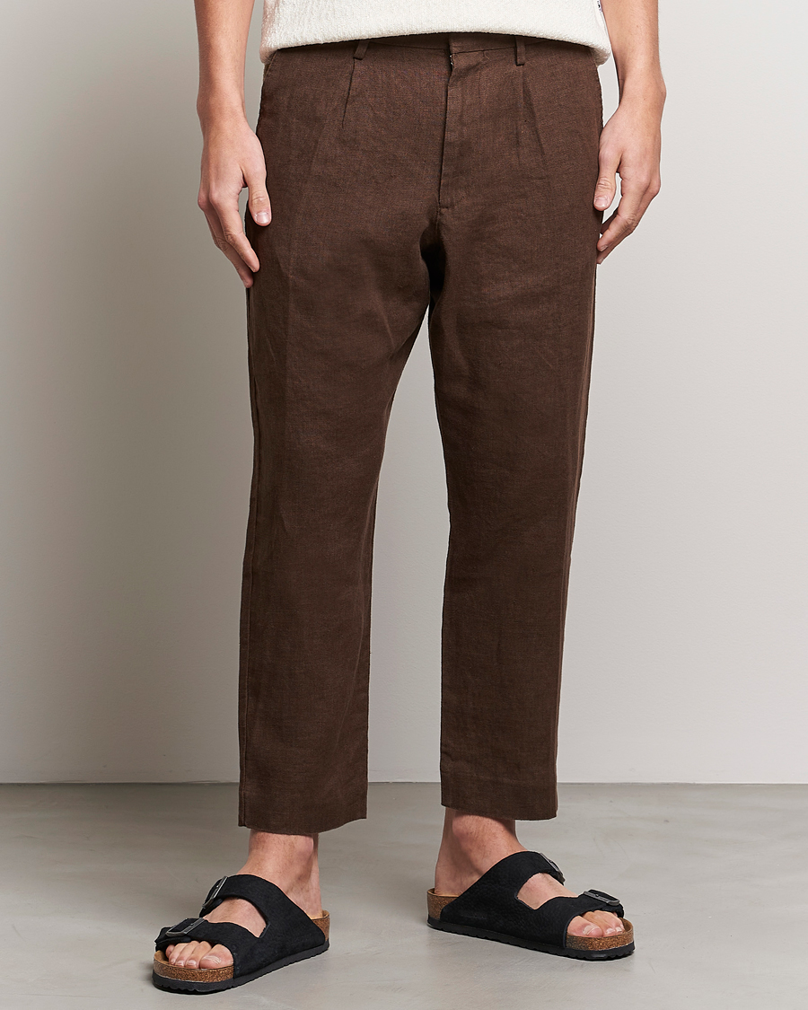 Homme | Pantalons | NN07 | Bill Pleated Linen Trousers Brown