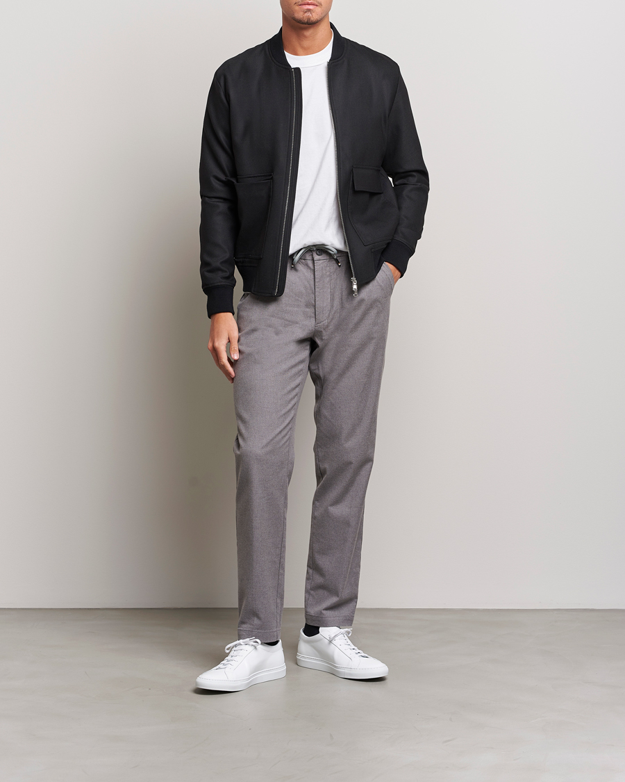 Homme | Pantalons | BOSS BLACK | Kane Pleated Drawstring Trousers Silver