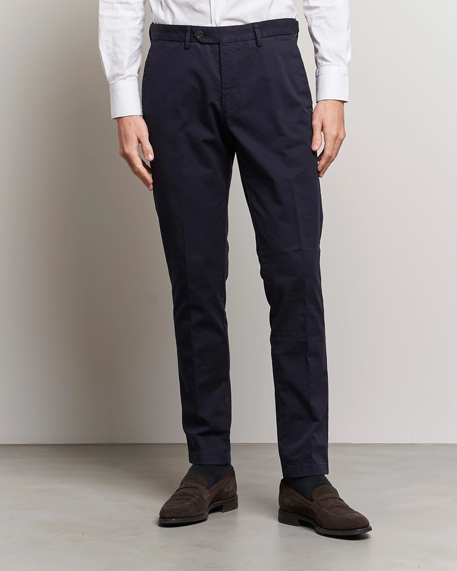 Homme | Chinos | Oscar Jacobson | Danwick Cotton Trousers Navy