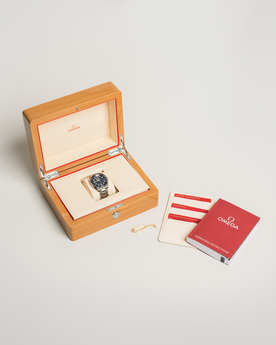 Homme | Omega Pre-Owned Seamaster Planet Ocean Steel Blue | Omega Pre-Owned | Seamaster Planet Ocean Steel Blue