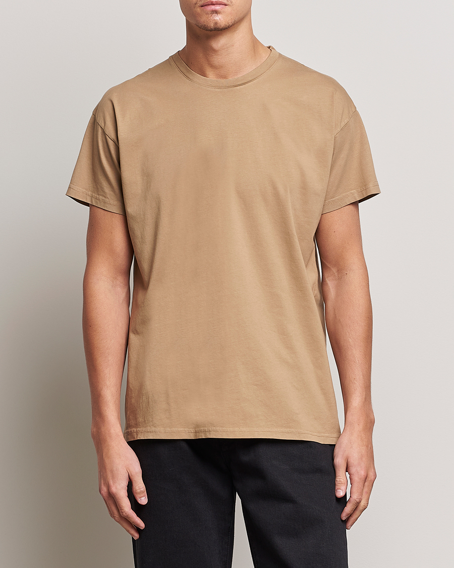 Homme | T-shirts | Jeanerica | Marcel Crew Neck T-Shirt Dark Sand
