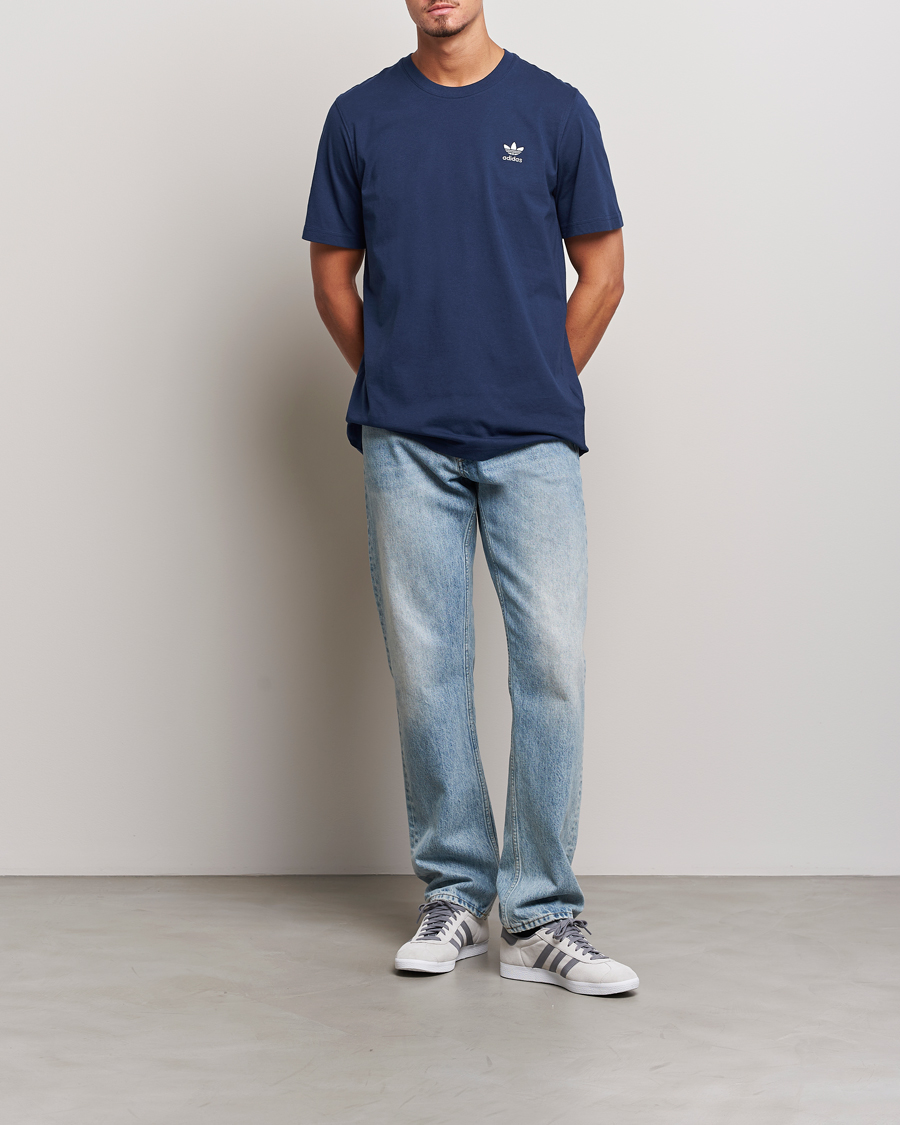 Homme | T-shirts | adidas Originals | Essential Crew Neck T-Shirt Nindig