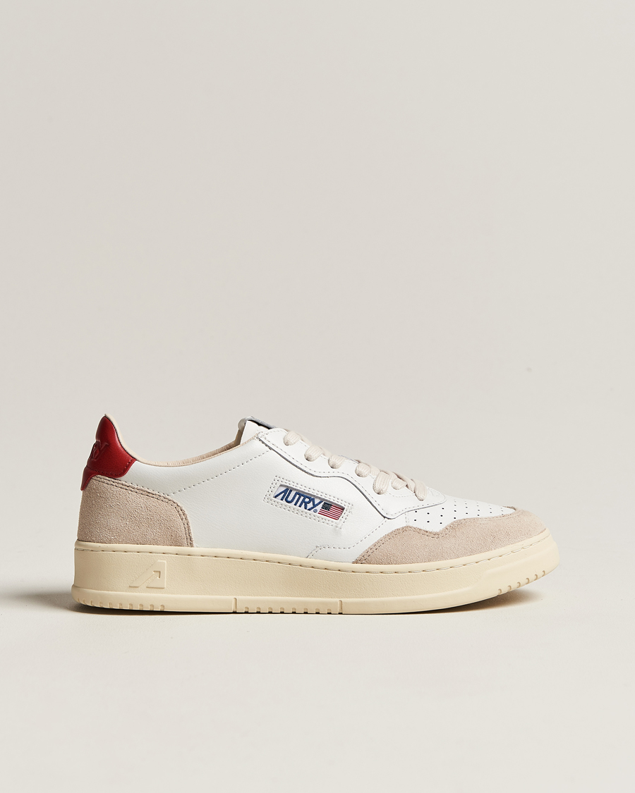Homme | Autry Medalist Low Super Soft Leather Sneaker White/Red | Autry | Medalist Low Super Soft Leather Sneaker White/Red