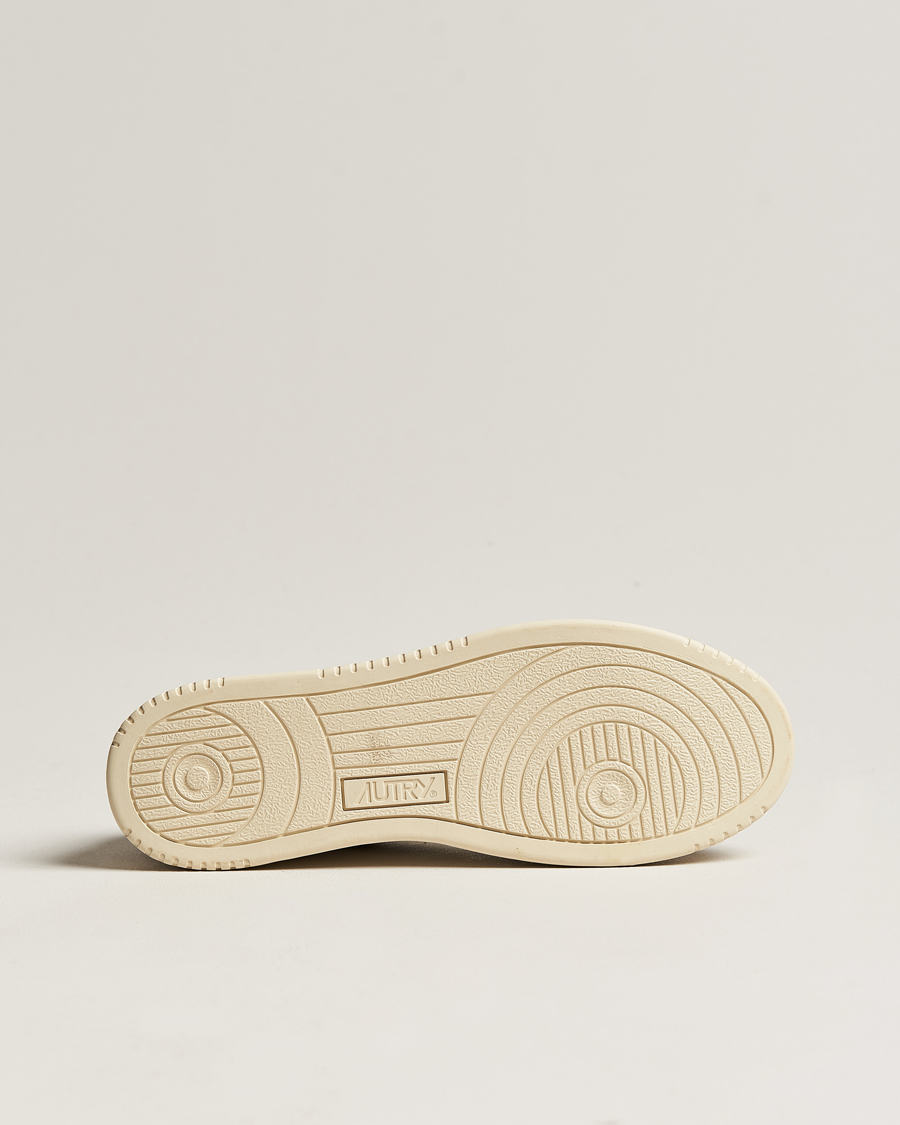 Homme | Autry Medalist Low Goat Leather/Suede Sneaker Cigarr/Black | Autry | Medalist Low Goat Leather/Suede Sneaker Cigarr/Black