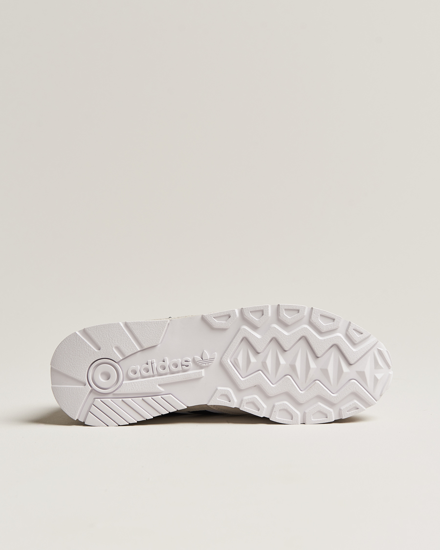Homme | adidas Originals Treziod 2 Running Sneaker White | adidas Originals | Treziod 2 Running Sneaker White