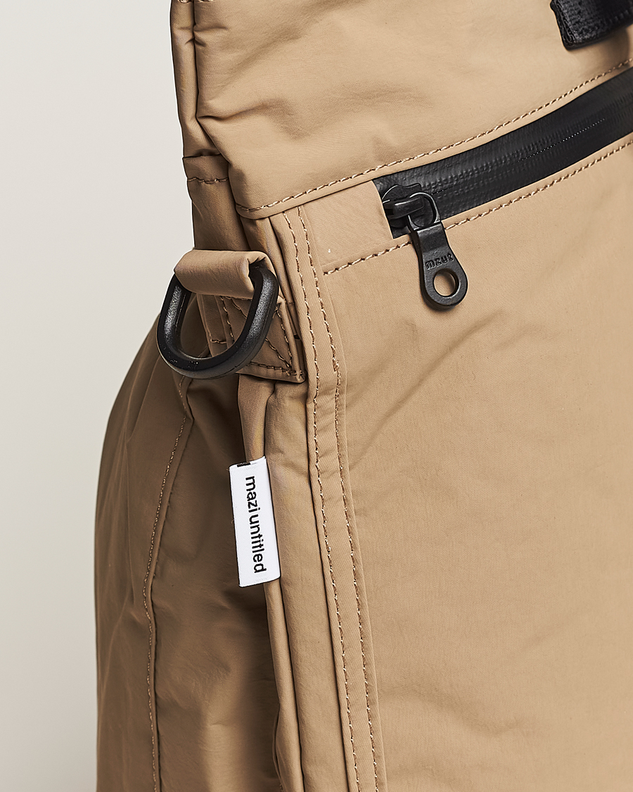 Homme | mazi untitled Helmet Bag 02 Nylon Tote Beige | mazi untitled | Helmet Bag 02 Nylon Tote Beige