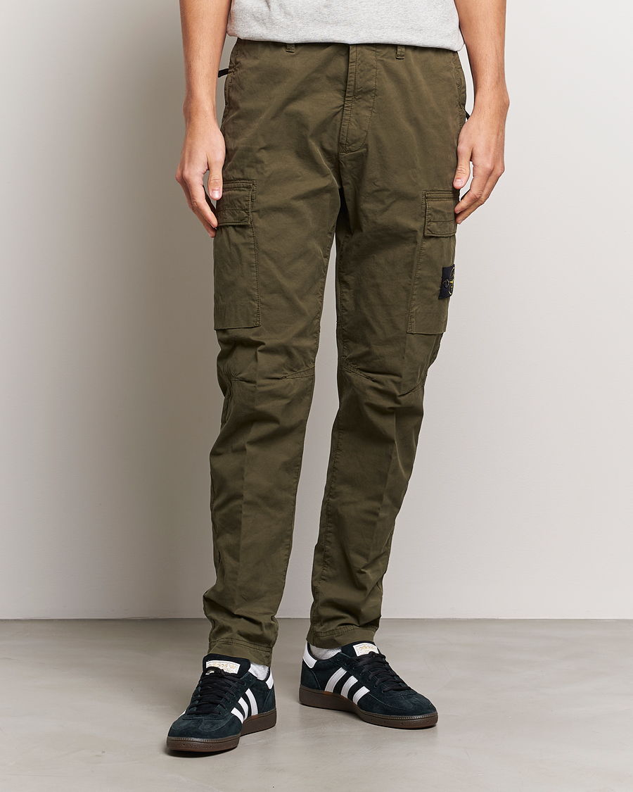 Homme | Pantalons | Stone Island | Stretch Cotton Gabardine Trousers Olive
