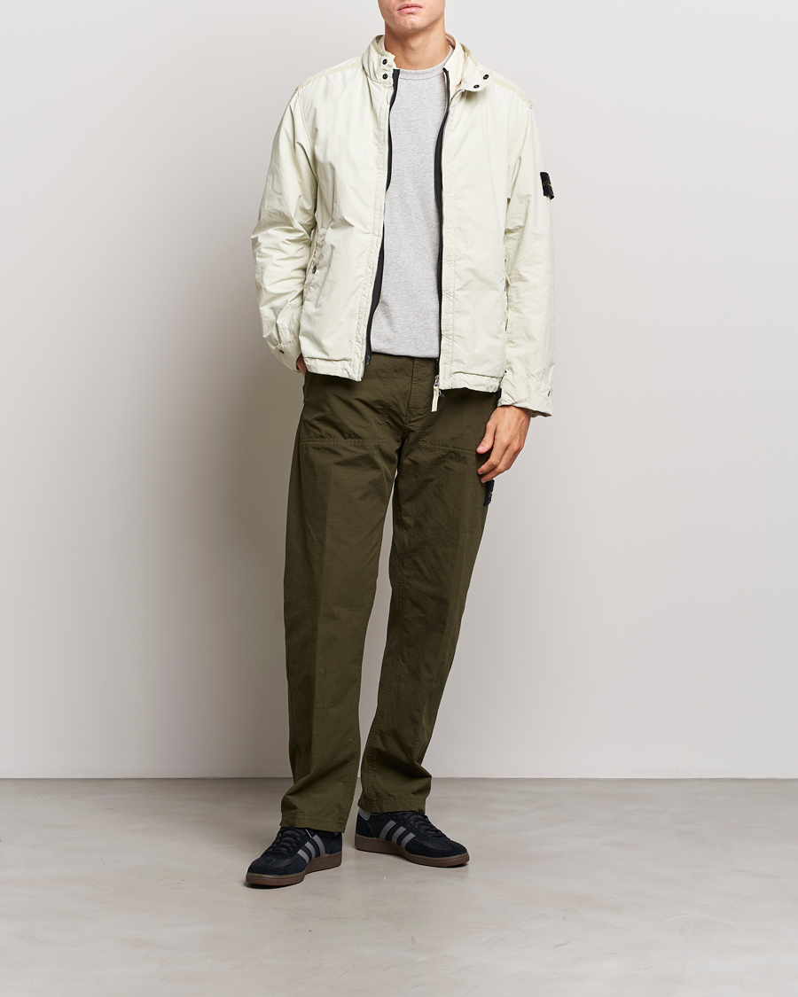 Homme | Pantalons | Stone Island | Garment Dyed Ripstop Trousers Olive