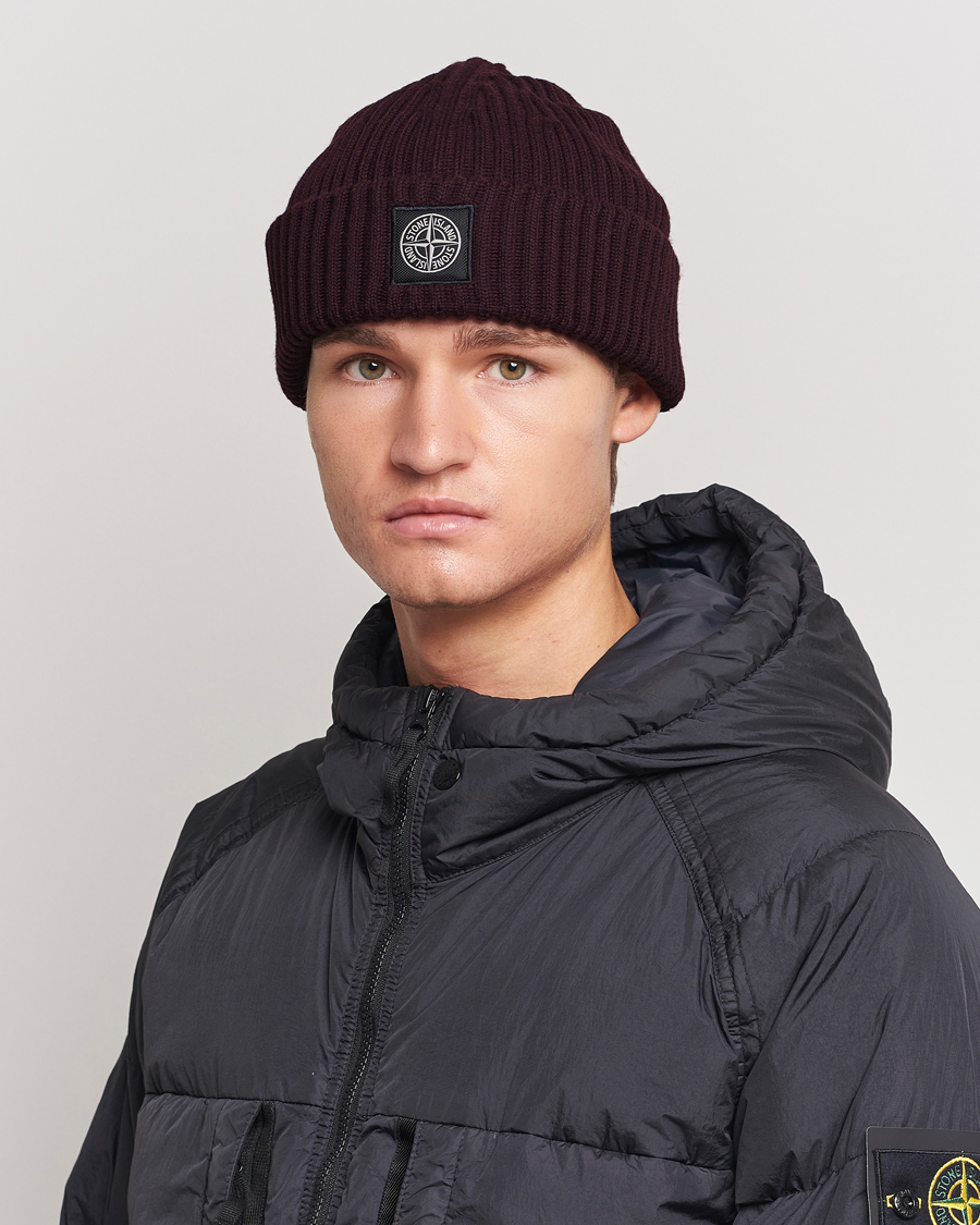 Homme | Stone Island Full Rib Wool Beanie Dark Burgundy | Stone Island | Full Rib Wool Beanie Dark Burgundy