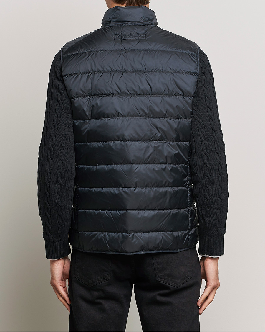 Homme | Gilets | GANT | The Light Down Gilet Black