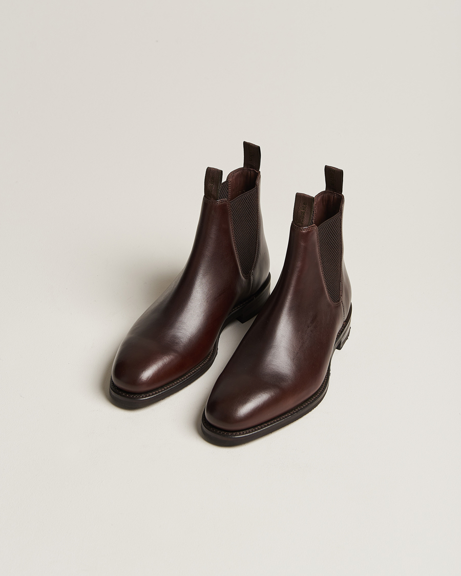 Homme | Handgjorda skor - Skoblockskampanj | Loake 1880 | Emsworth Chelsea Boot Dark Brown Leather