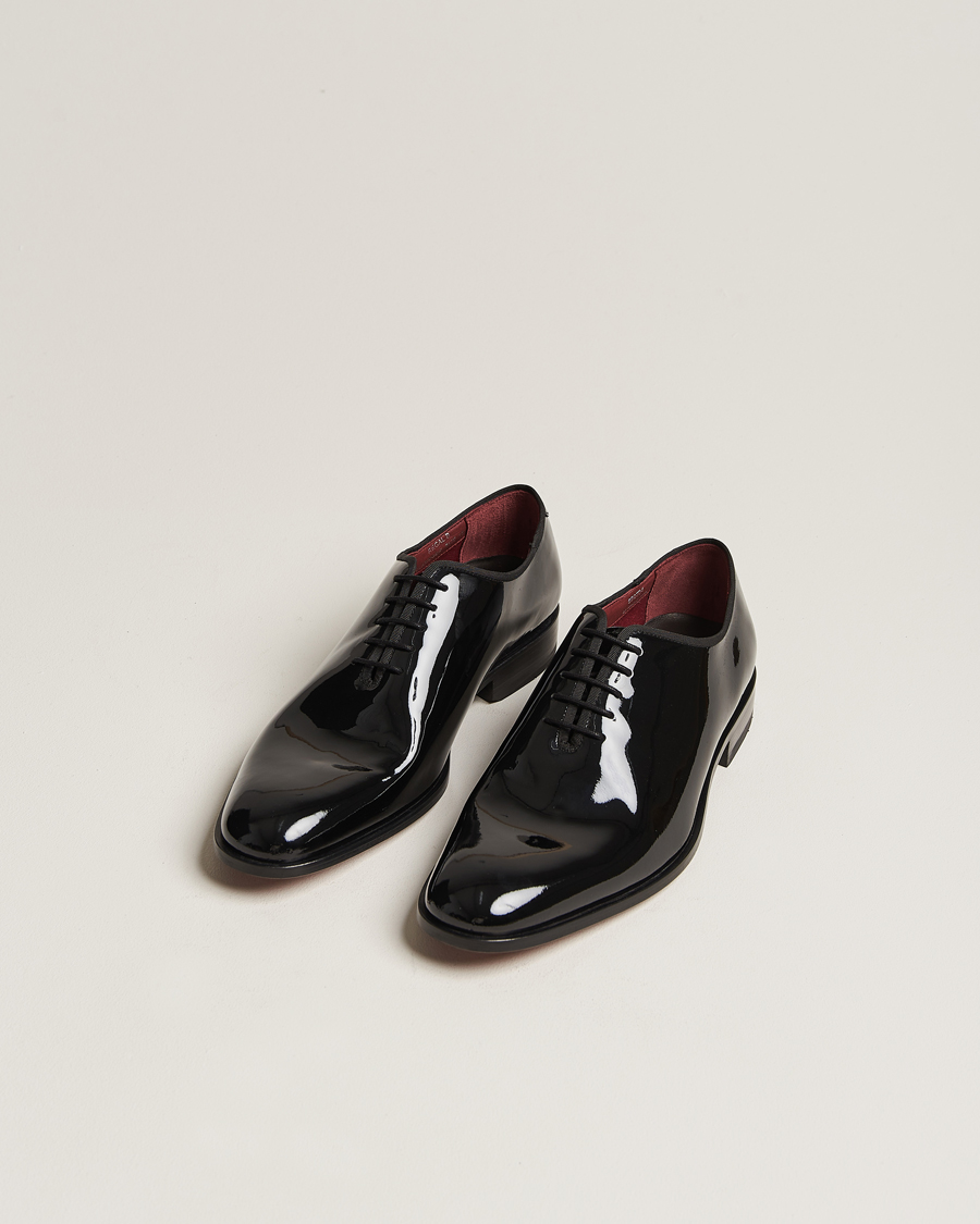 Homme | Chaussures En Cuir Verni | Loake Shoemakers | Regal Patent Wholecut Black