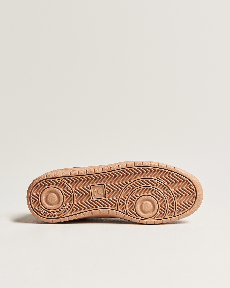 Homme | Veja V-10 Suede Sneaker Camel Cyprus/Multico | Veja | V-10 Suede Sneaker Camel Cyprus/Multico
