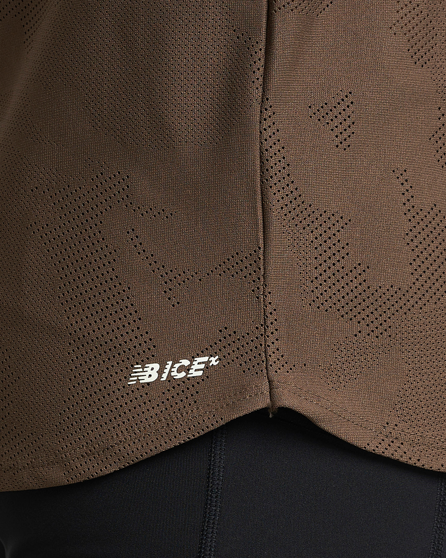 Homme | T-shirts | New Balance | Running Q Speed Jacquard T-Shirt Dark Mushroom