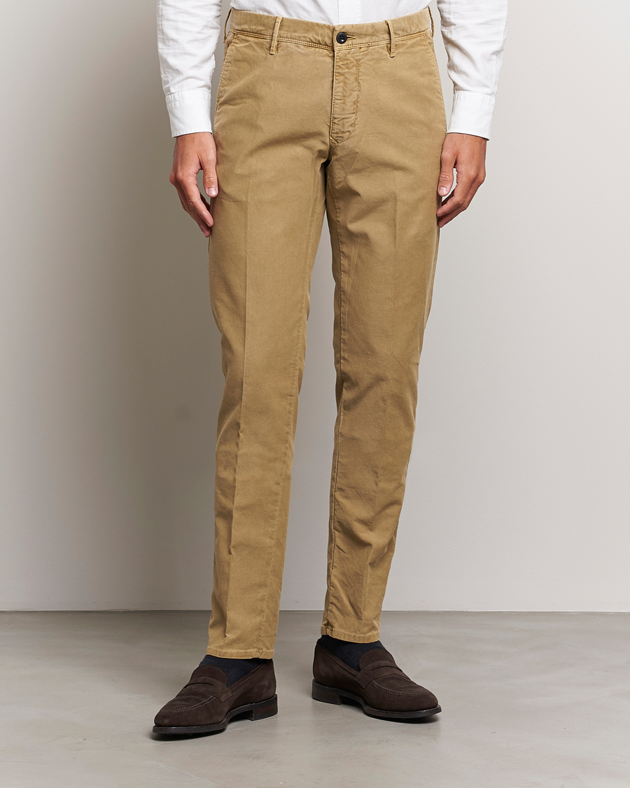 Homme | Pantalons | Incotex | Slim Fit Garment Dyed Slacks Khaki