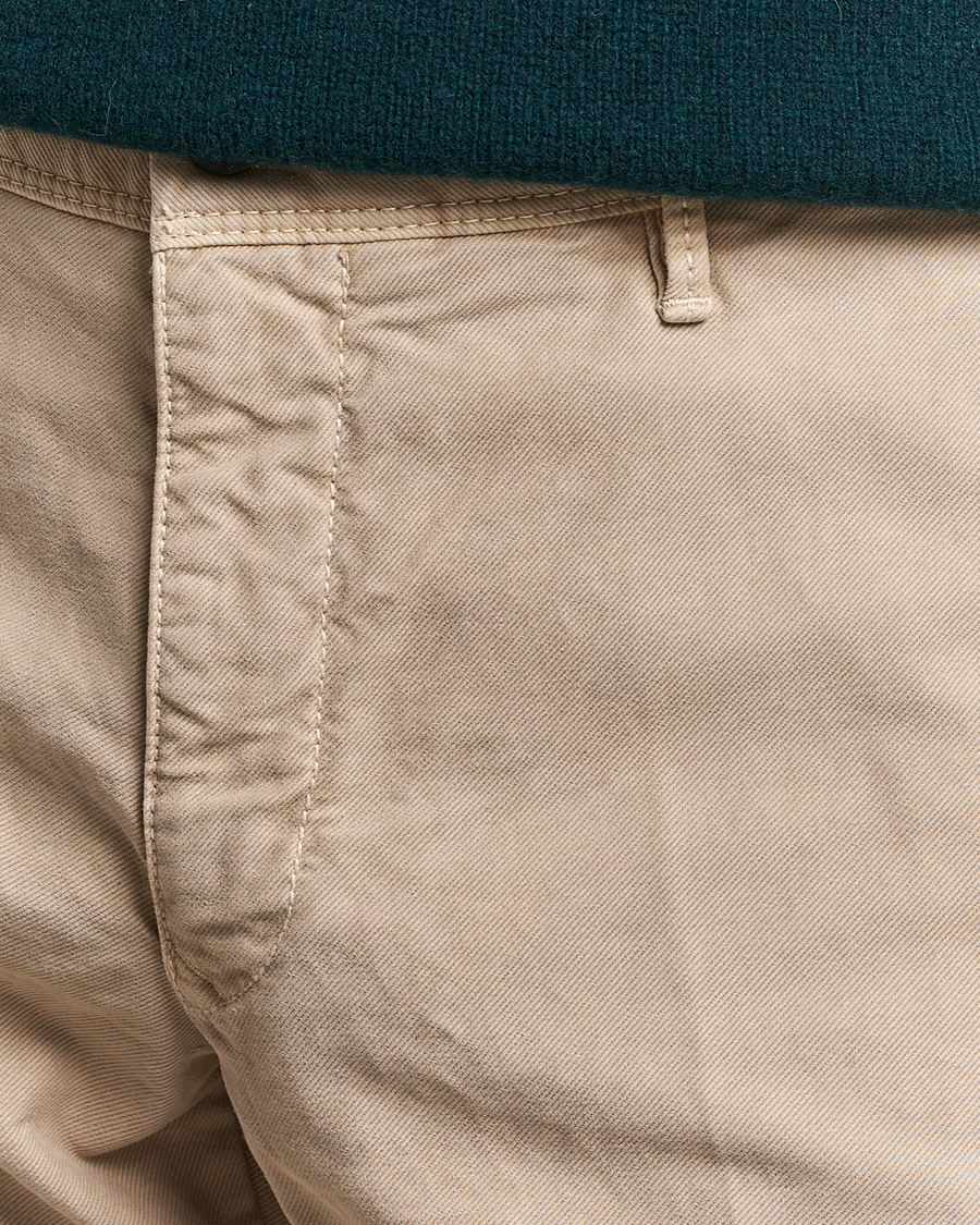 Homme | Pantalons | Incotex | Slim Fit Garment Dyed Slacks Beige