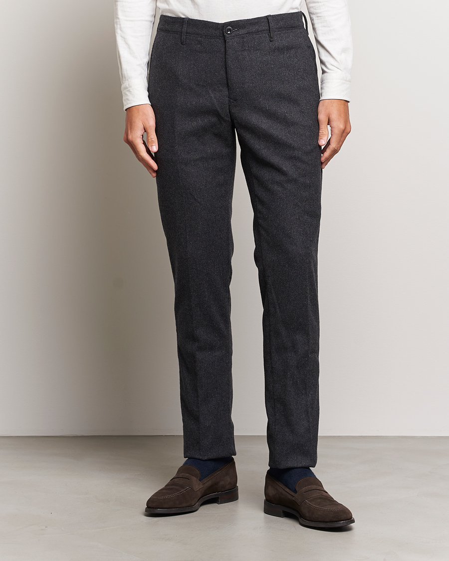 Homme | Pantalons | Incotex | Slim Fit Washed Flannel Stretch Slacks Dark Grey