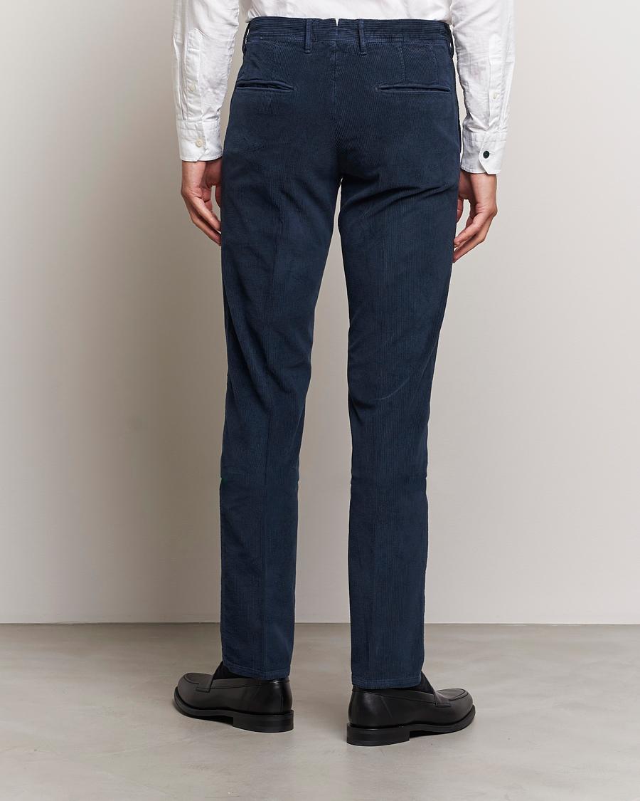 Homme | Pantalons | Incotex | Slim Fit Leisure Cord Slacks Navy
