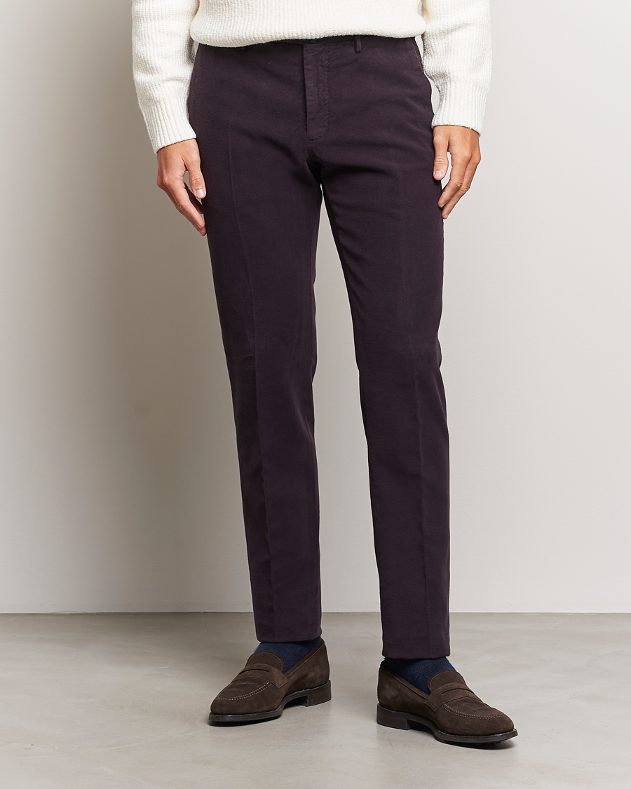 Homme | Pantalons | Incotex | Slim Fit Luxury Moleskine Trousers Burgundy