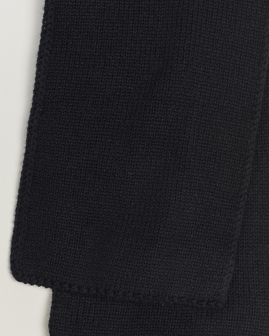 Homme | Piacenza Cashmere Short Loop Cashmere Scarf Black | Piacenza Cashmere | Short Loop Cashmere Scarf Black