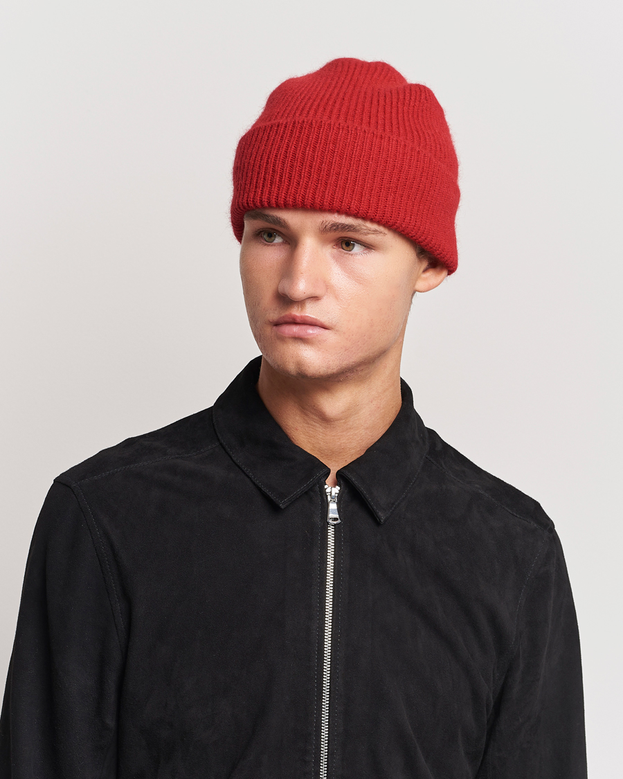 Homme | Le Bonnet Lambswool/Caregora Beanie Framboise | Le Bonnet | Lambswool/Caregora Beanie Framboise