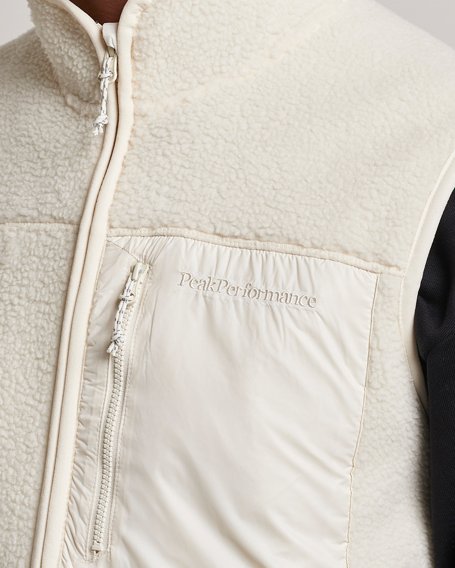Homme | Peak Performance Pile Vest Vintage White | Peak Performance | Pile Vest Vintage White