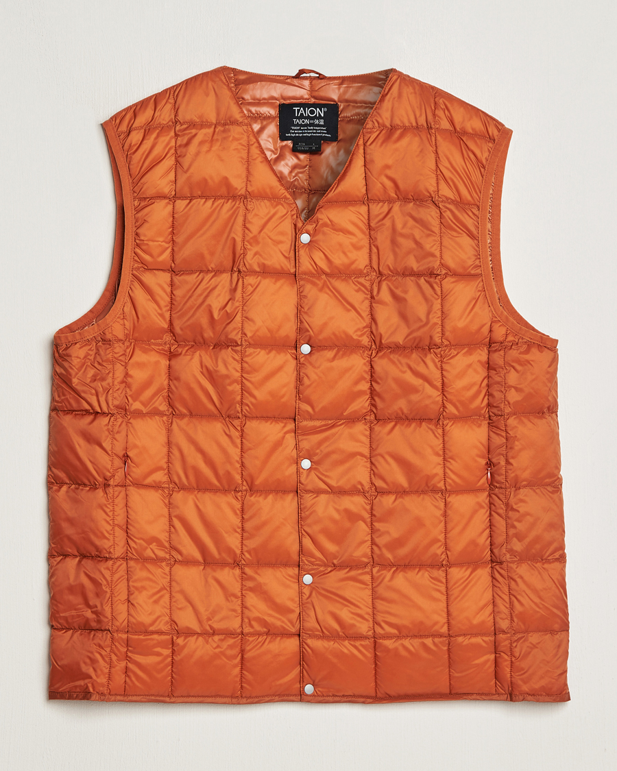 Homme | Manteaux Et Vestes | TAION | V-Neck Lightweight Down Vest Brick Orange